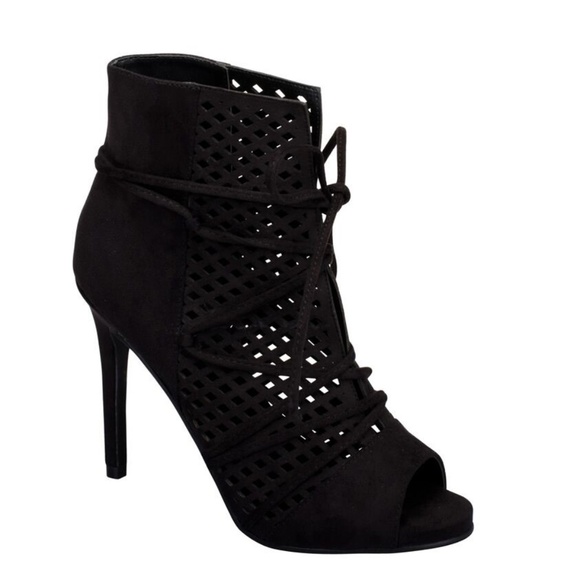 Breckelles Peep Toe Black Ankle Boots Size 5.5 USA LAST ONE!! - Picture 1 of 3